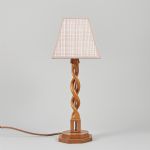 1056 2329 TABLE LAMP